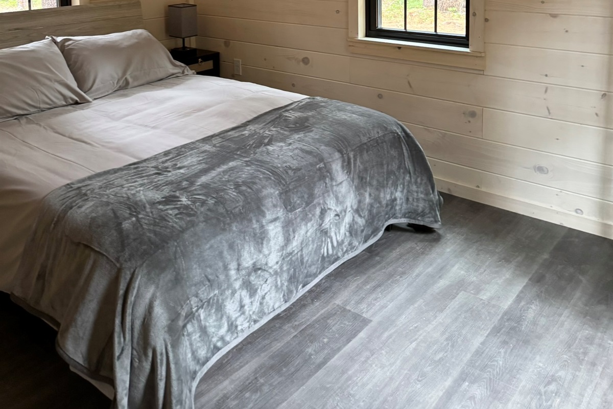 Queen Size Private bedroom