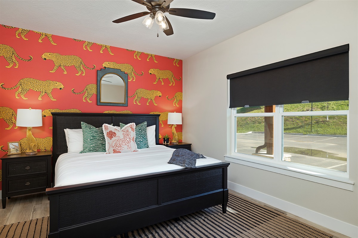 Main level King bed w/ ensuite bath