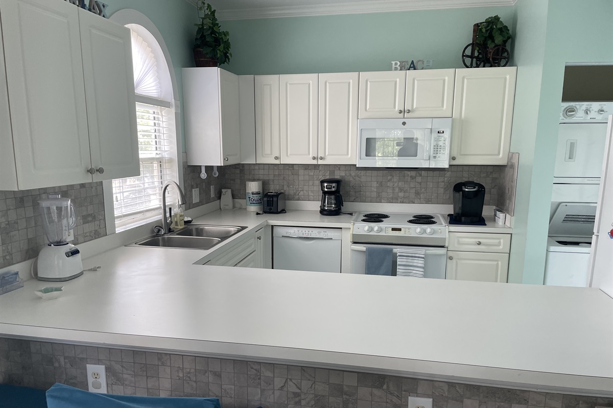 Kitchen/Washer and Dryer