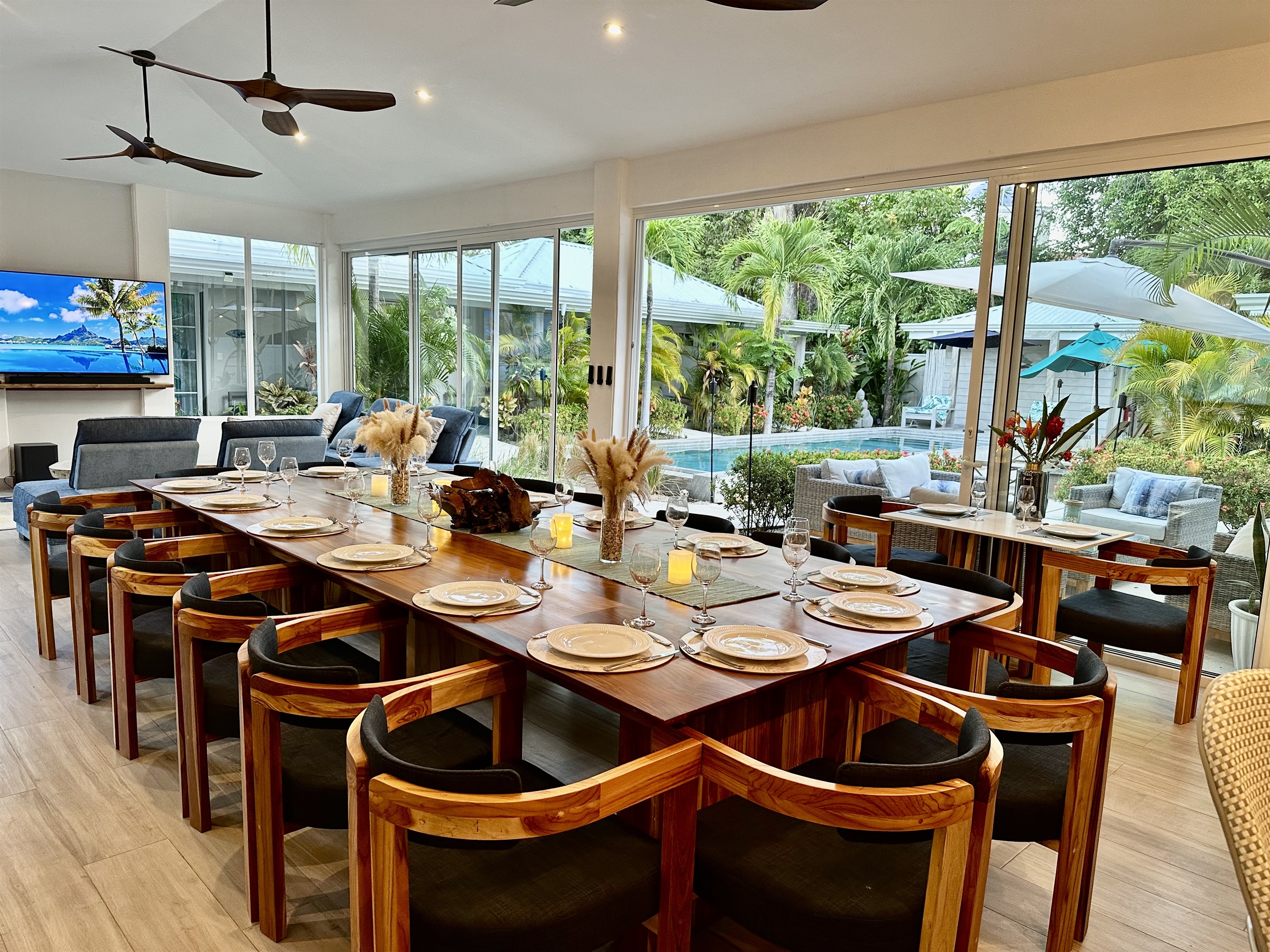 Dinning for 20