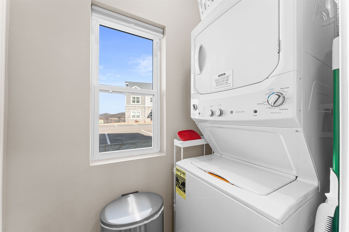 No need to pack a large bag, with a washer/dryer available