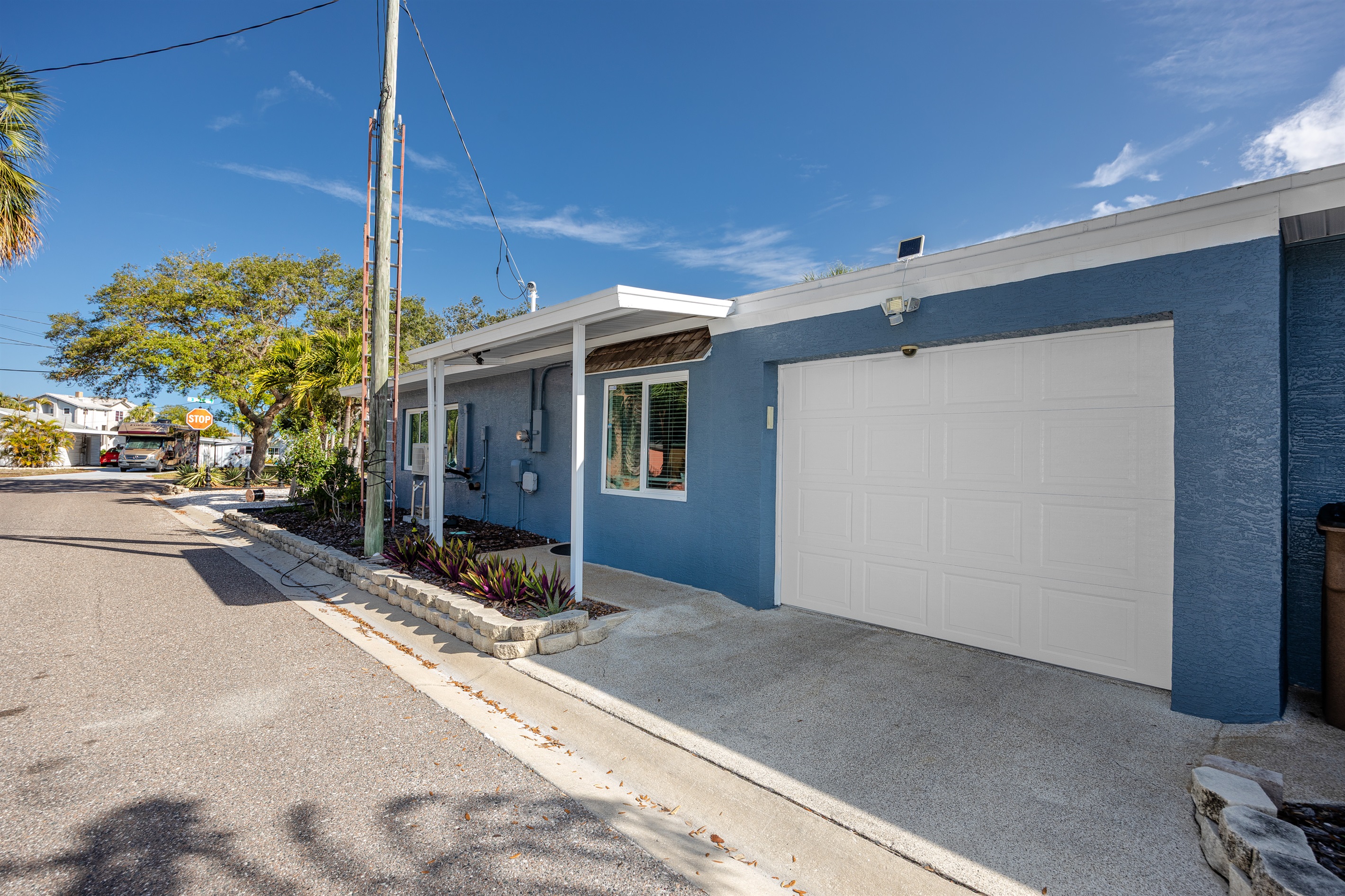 Side Garage for Golf Cart, Bikes and Beach stuff