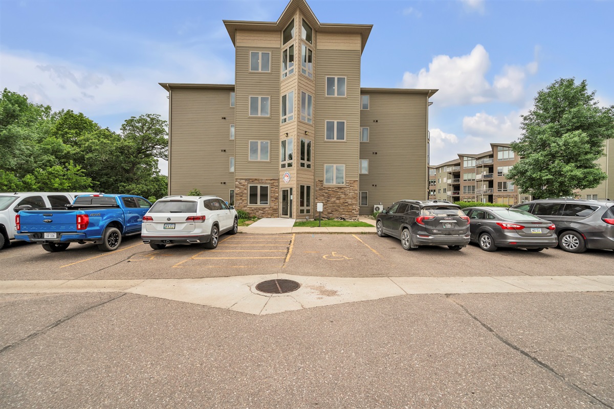 Golden Gate Building