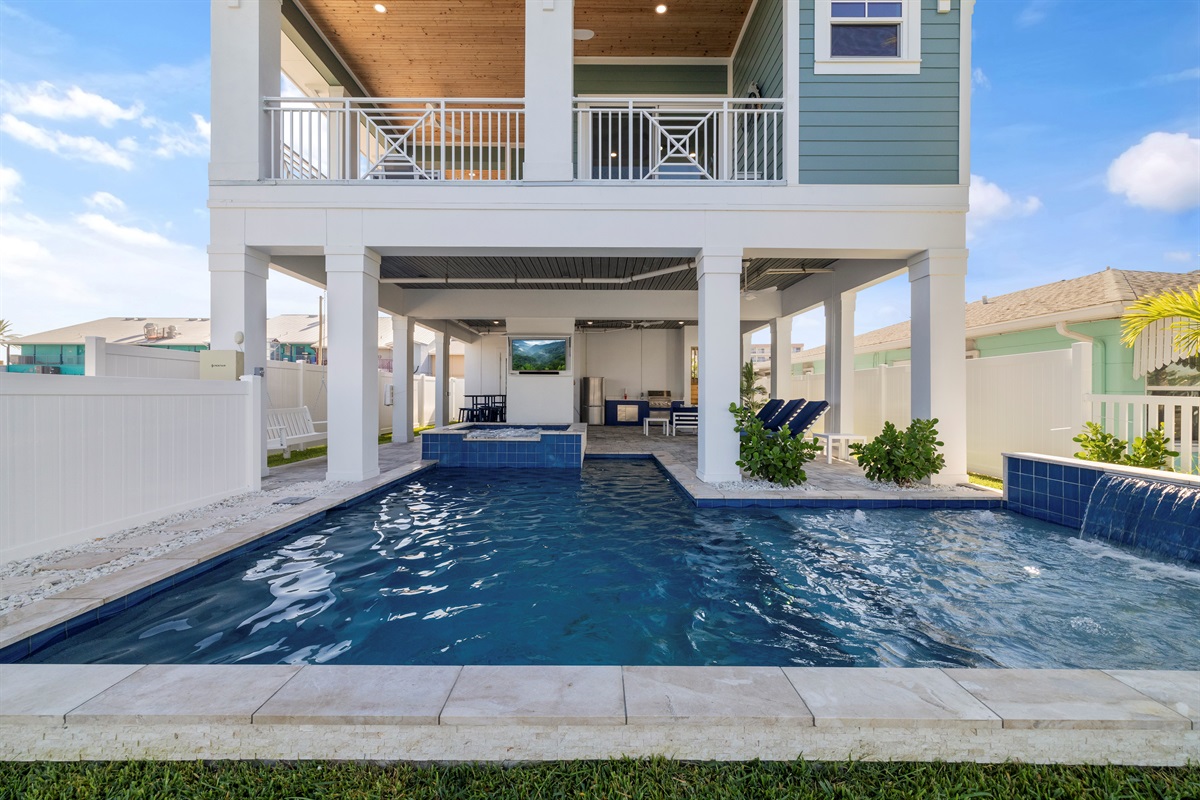 Flat screen tv so that you can watch or listen to it all while hanging out in the pool or hot tub!