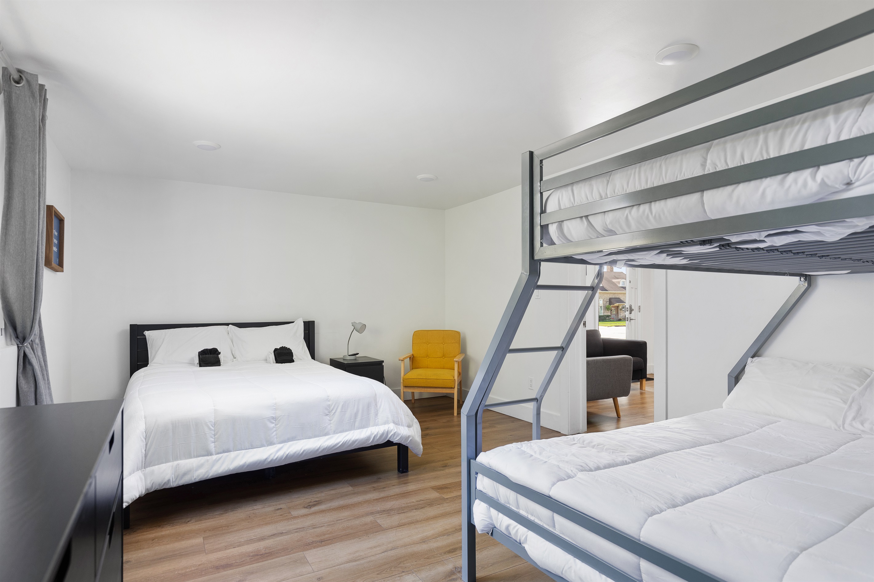 Right bedroom