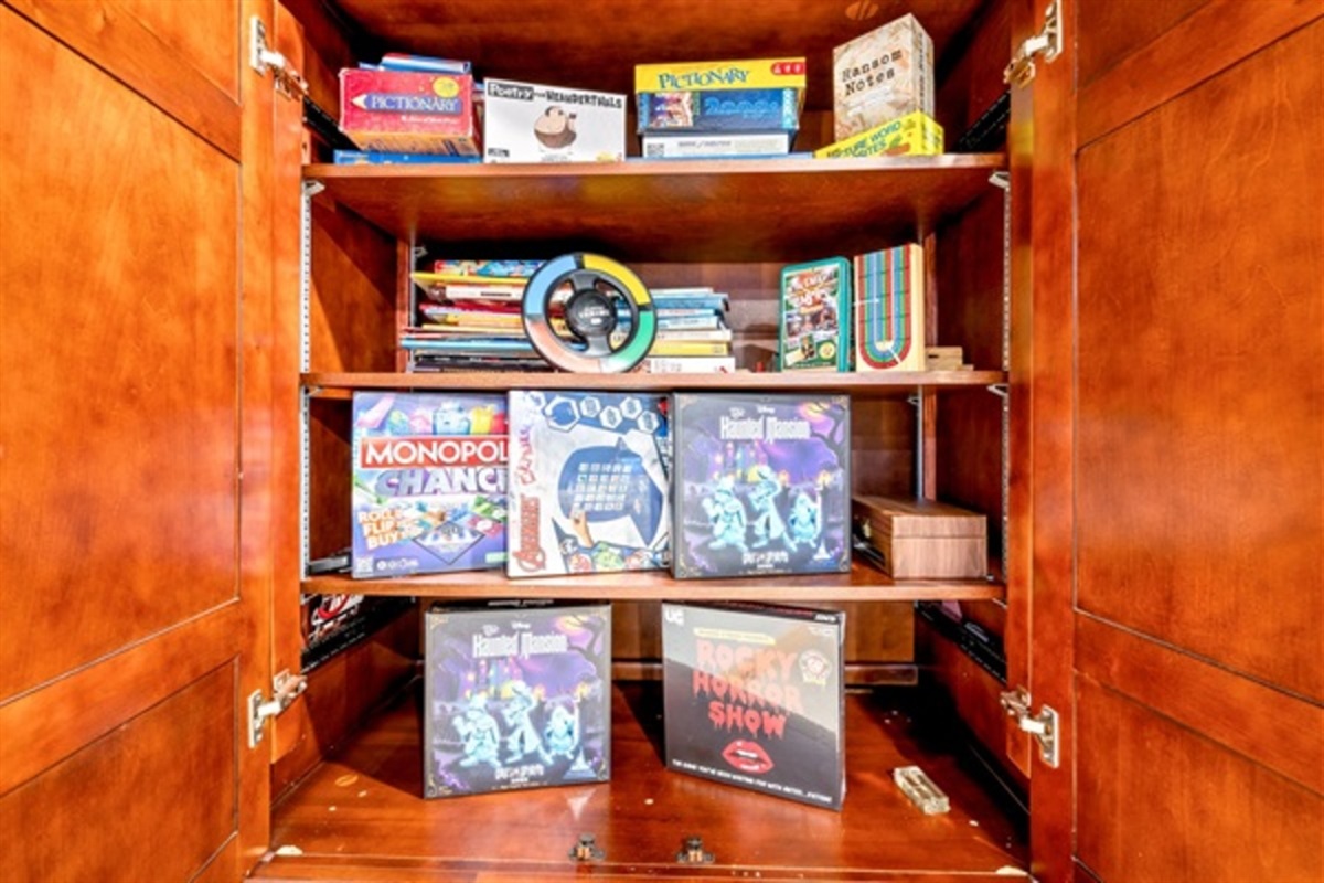 Kick off game nights with board games and friendly competition that keep the laughs going long after dinner.