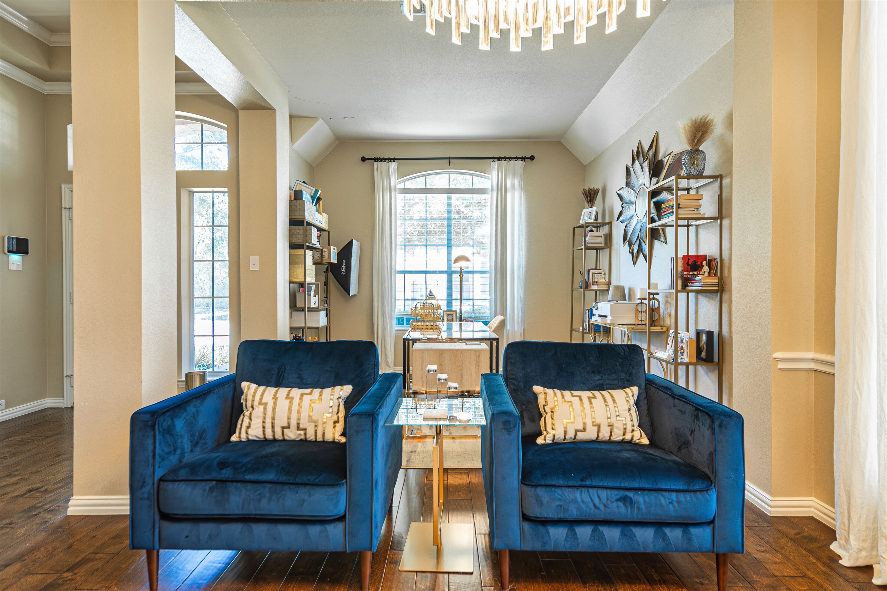 Sitting Area to Read Books, Share a Conversation, or Get Some Work Done