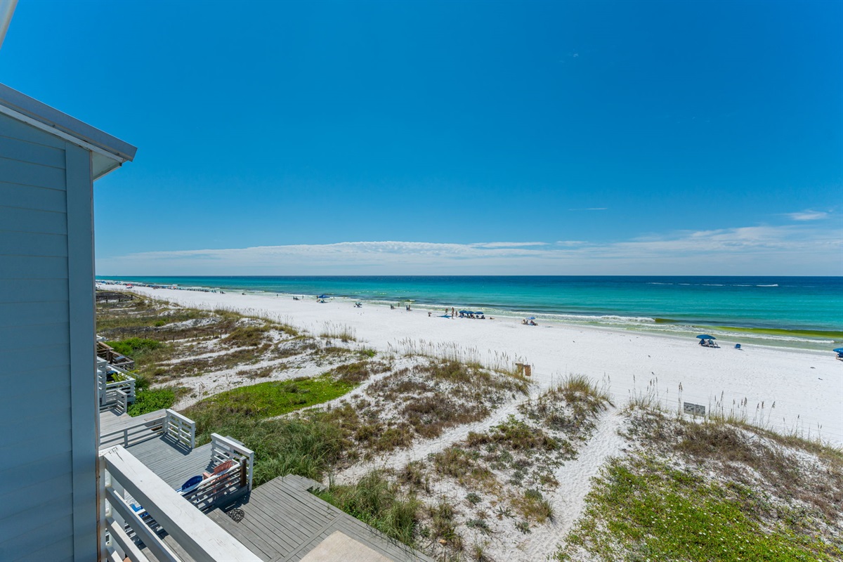 PRIVATE BEACH - SeaWinds is a Low Density Townhome Complex and the 24 Feet of Beach in front of the home is ALL Yours! - No Condo Crowds here!