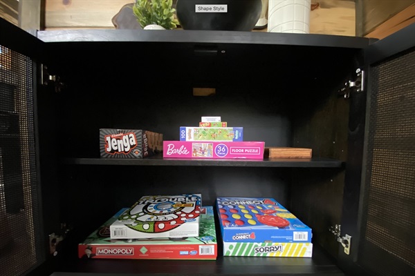 Board Games & Puzzles