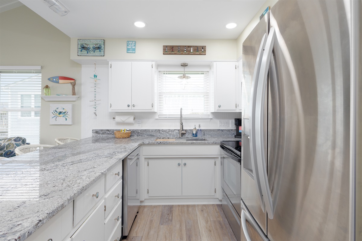 This kitchen is made for delicious meals: a perfect setting for culinary adventures 