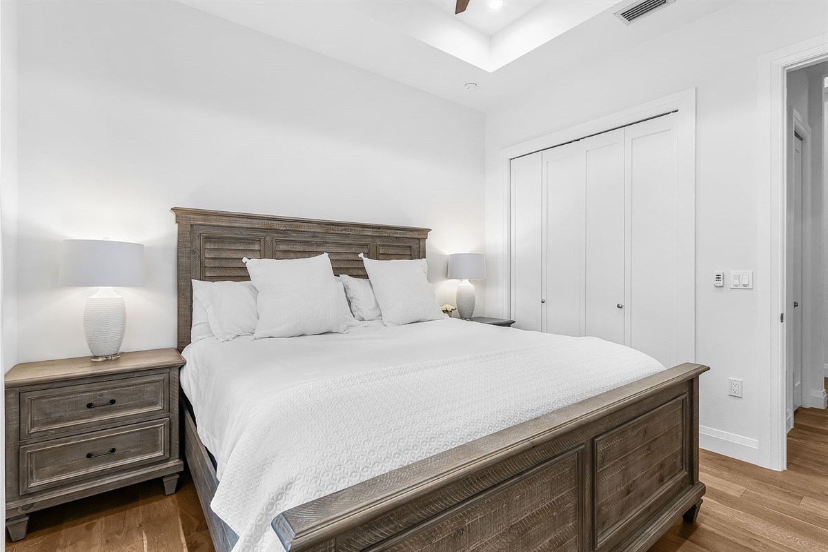 Bedroom 2 - King Bed