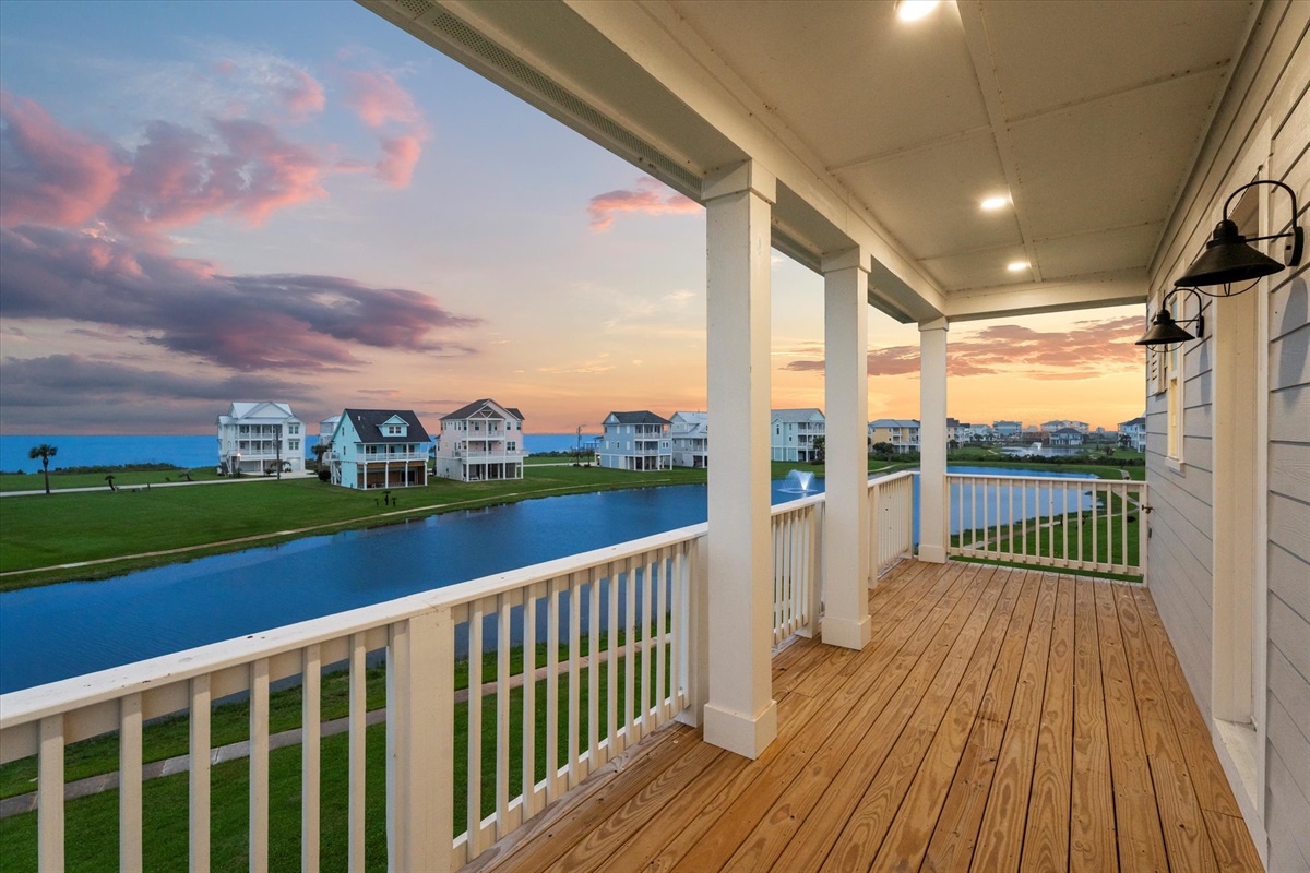 7ff83aa19a4e468b8c732071d1ac8008 Large | Beachhouse | Texas | TX | Vacation Homes | Galveston | Crystal Beach | Kokomo | Breezy Days | Beachfront Elegance | Sunrise Serenity | Southern Sands Property Management, LLC