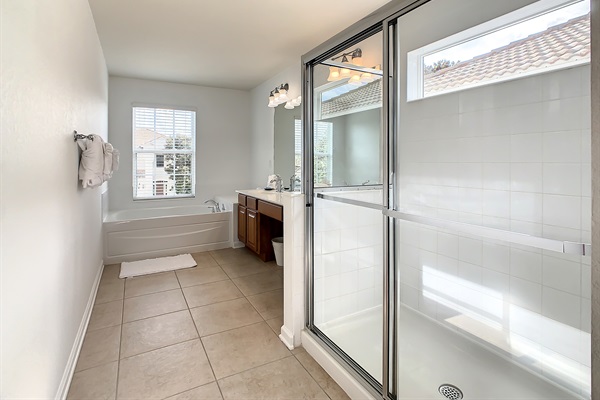 Master Suite En Suite Bathroom