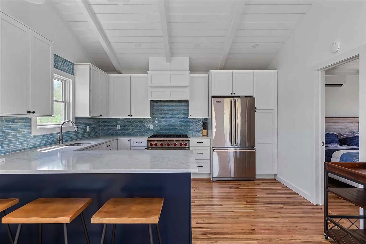 Full kitchen with modern appliances