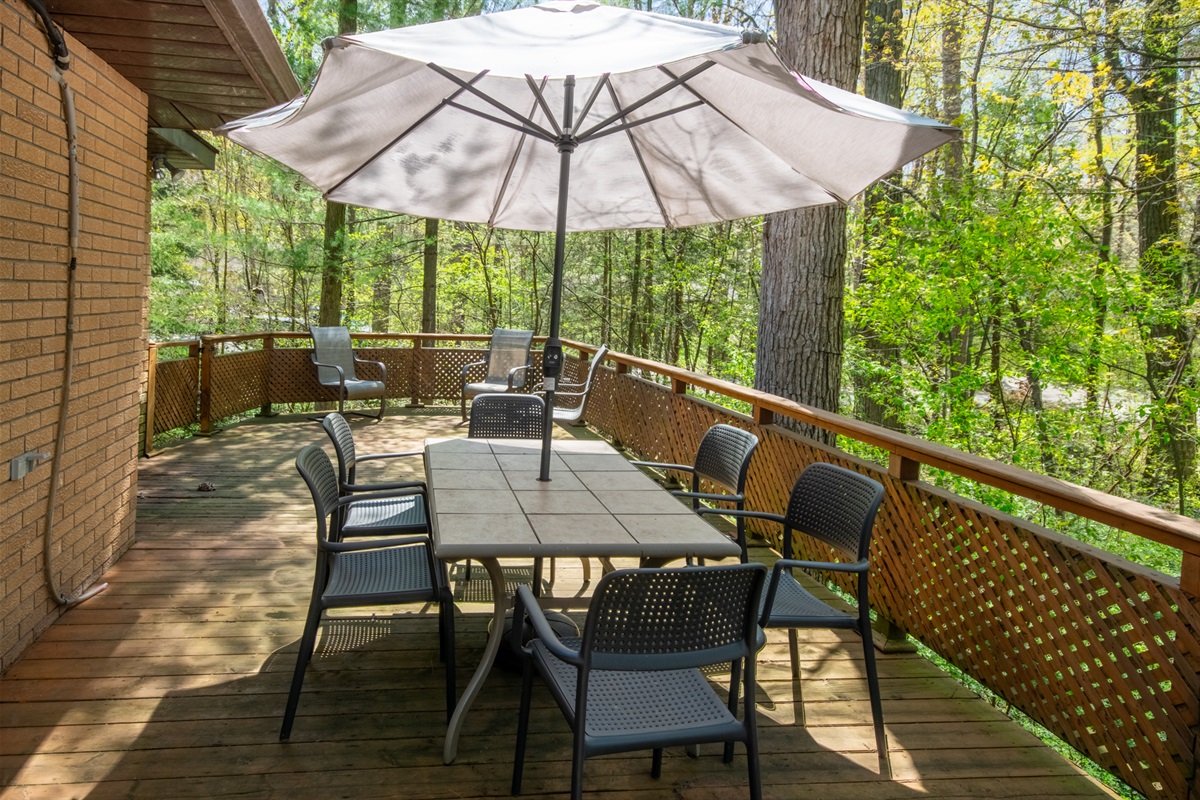 8028c4629f404a97b7fe64b9e1b54d22 Large