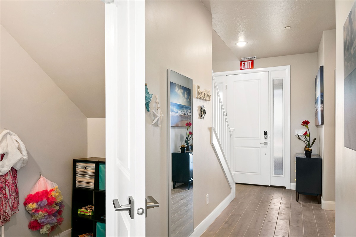 Front Entry, 1/2 bath, Play Room