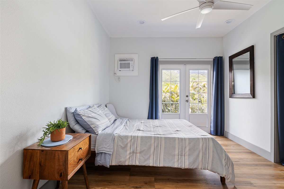 queen bed