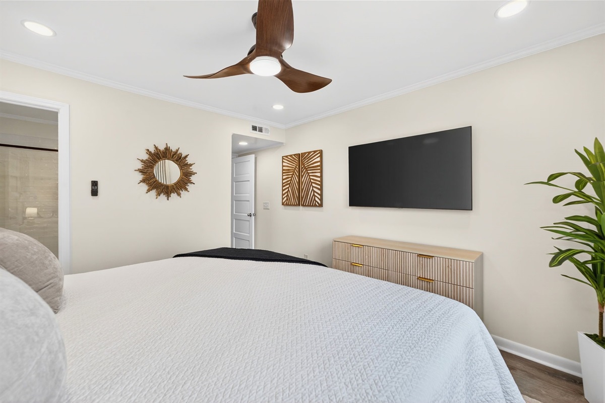 Primary Suite | Beach Break | IOP Escapes Vacation Rentals | 1400 Ocean Blvd 106B, Isle of Palms SC