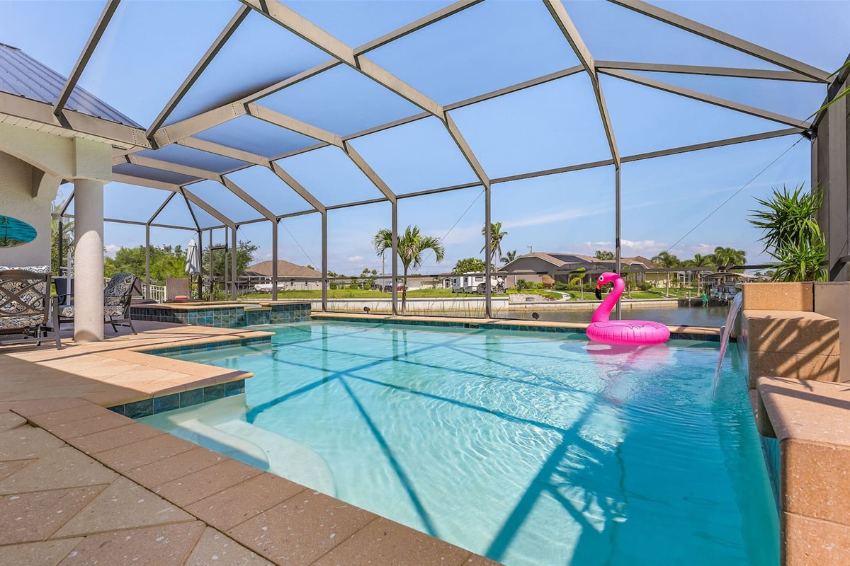 Crystal clear saltwater pool & spa with breathtaking waterfront views!