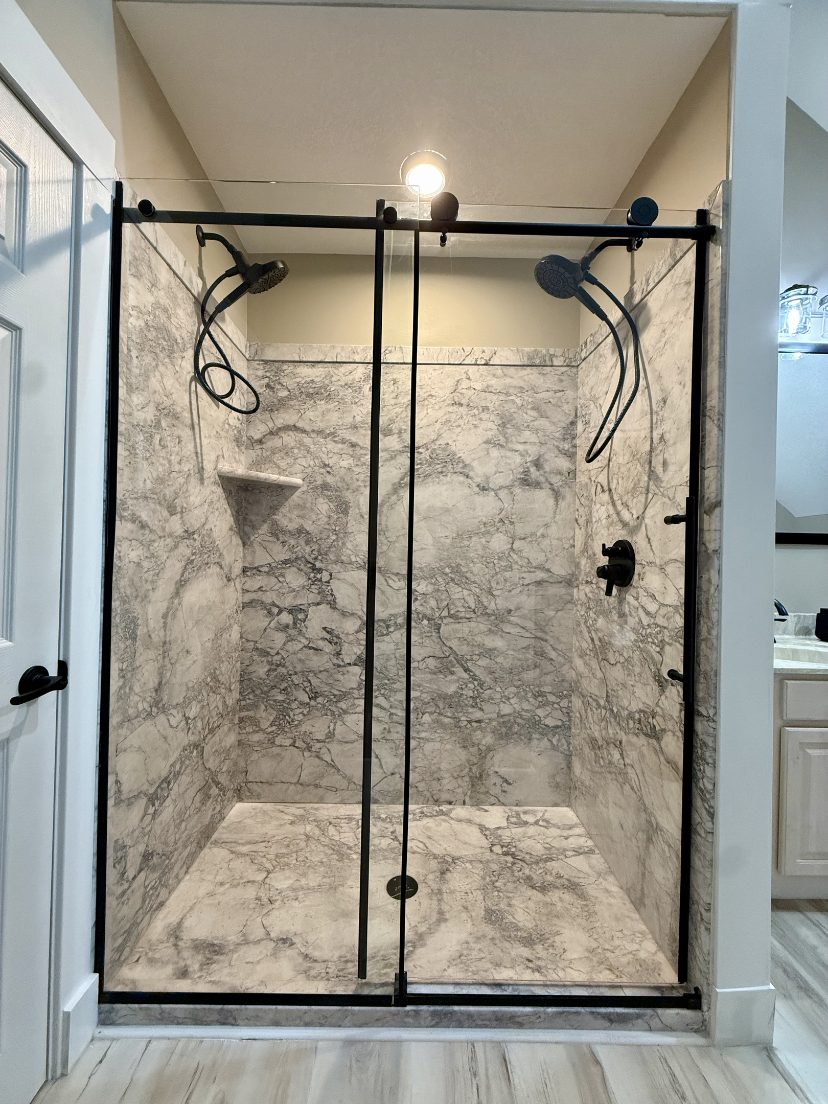 Master bath (upstairs)