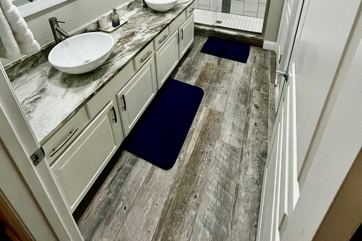 Master King Double Vanity Bathroom
