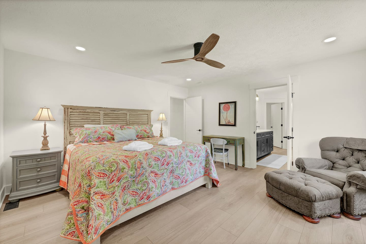 Bedroom