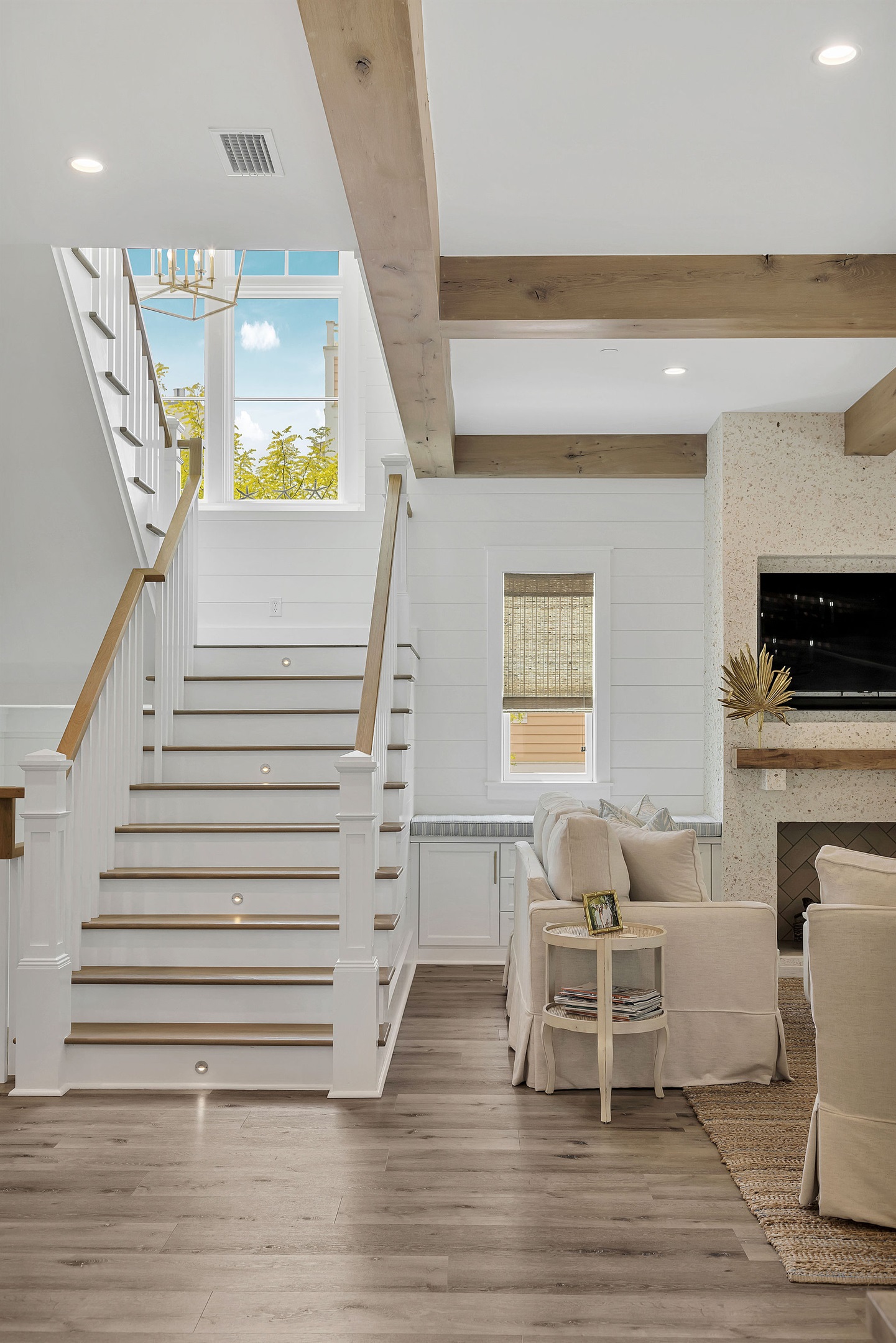 Thoughtfully placed lighting illuminates the stairs, even at night.