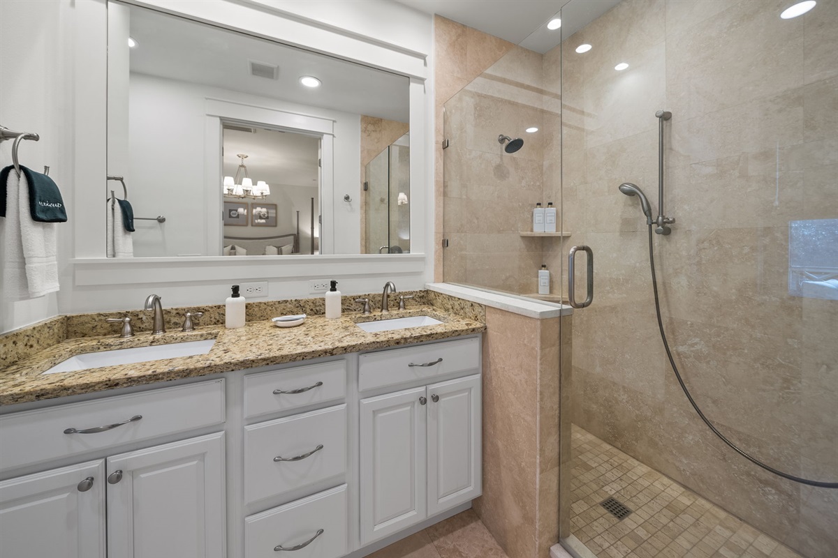 Master Ensuite Bathroom