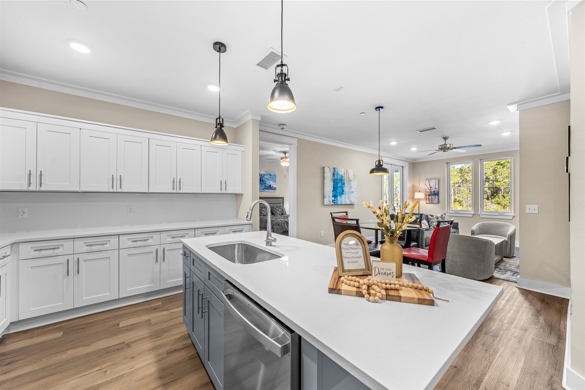 Oversee dining to living room