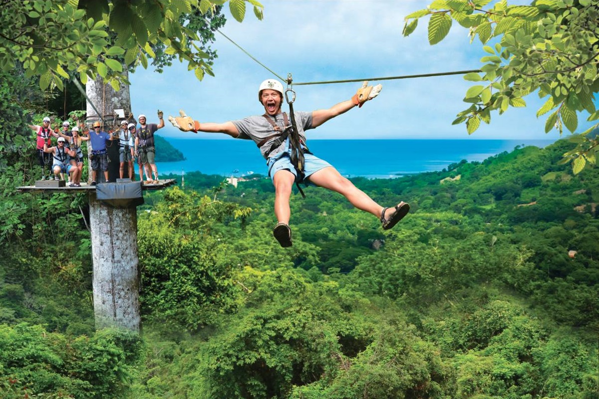 Los Sueños Adventure Park Nearby