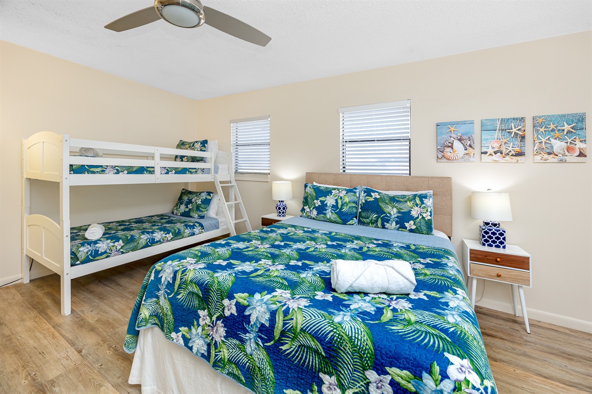 2nd Bedroom with Queen and two Bunks