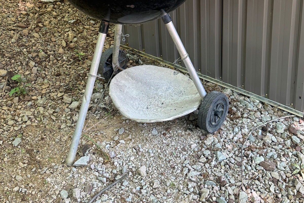 Charcoal grill