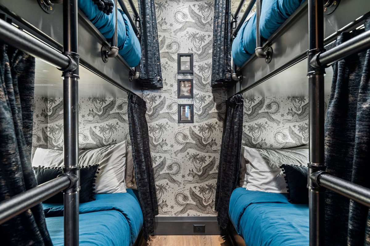 Theme Room