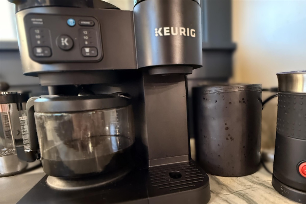 For the traveler who savors the moment — craft a cappuccino or espresso with the Keurig duo and frother, turning each morning at The Rickhouse Retreat into a smooth, barista-style ritual before the day’s adventures unfold.