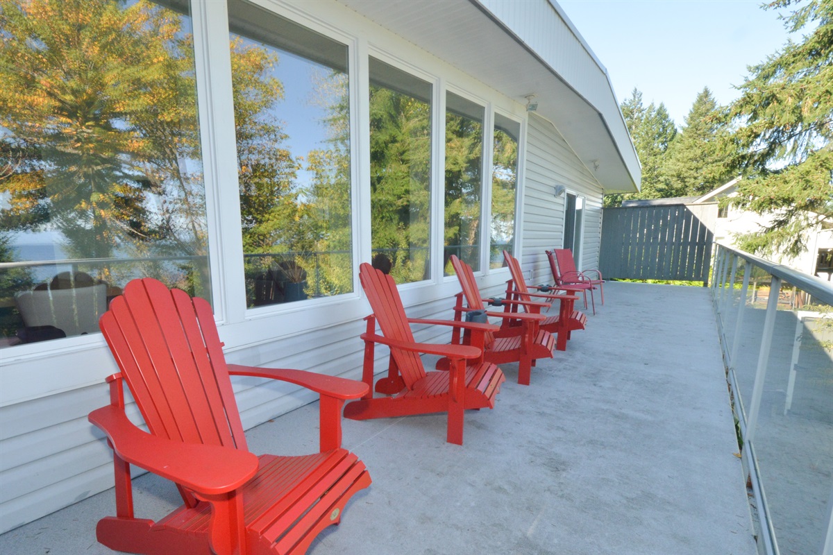 Upper deck: morning coffee with a view