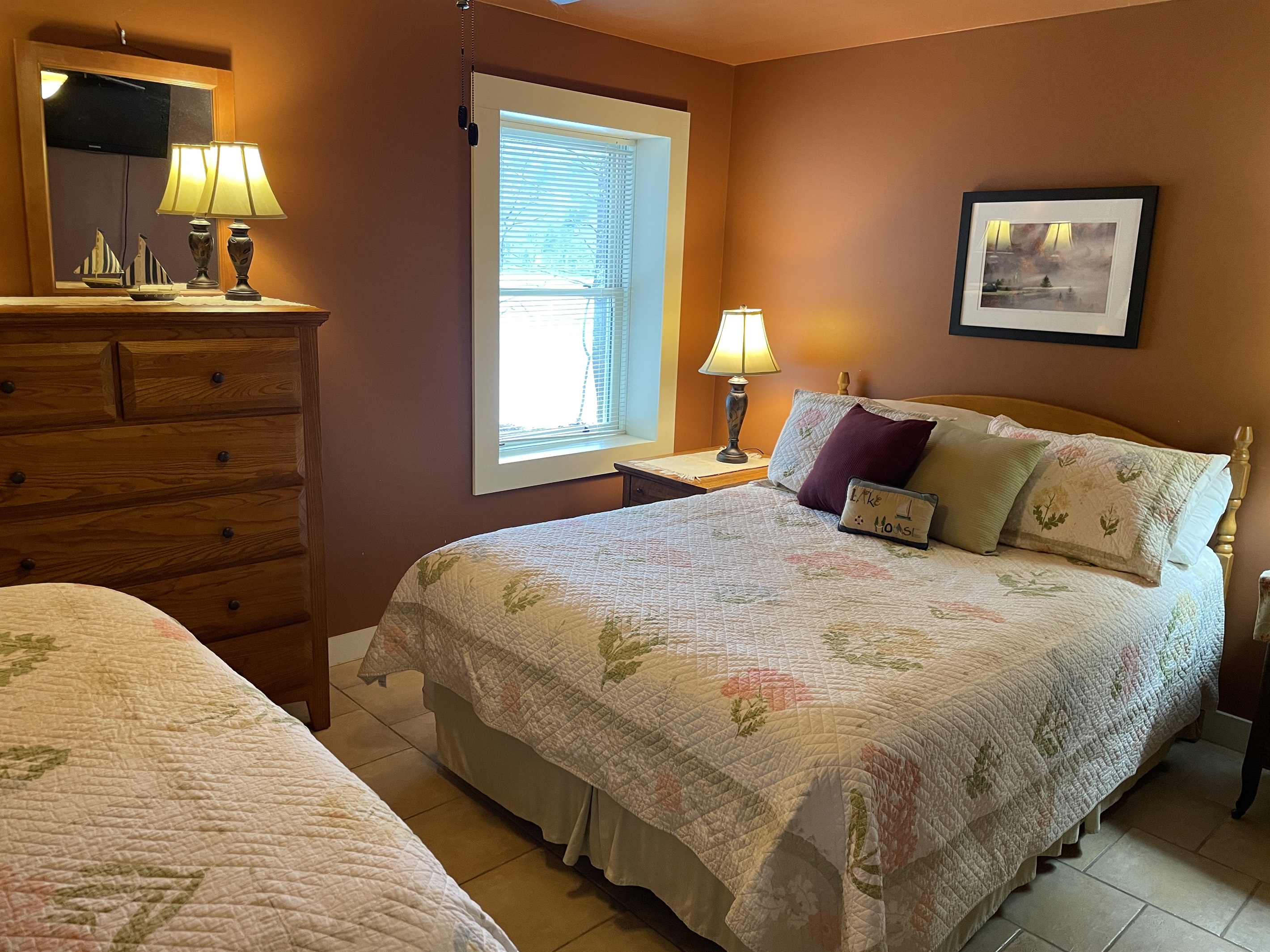 2 Queen beds in Bedroom #1