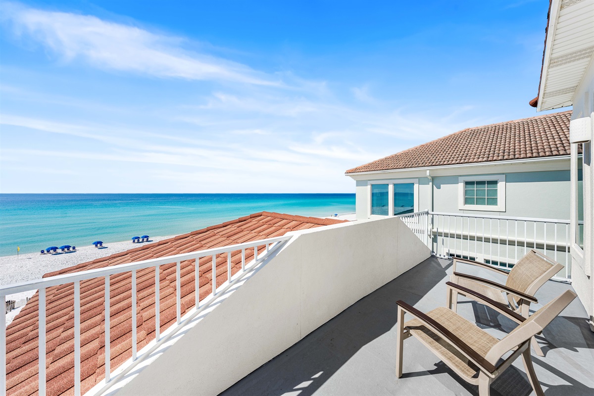 Beachfront Balcony | Third Floor