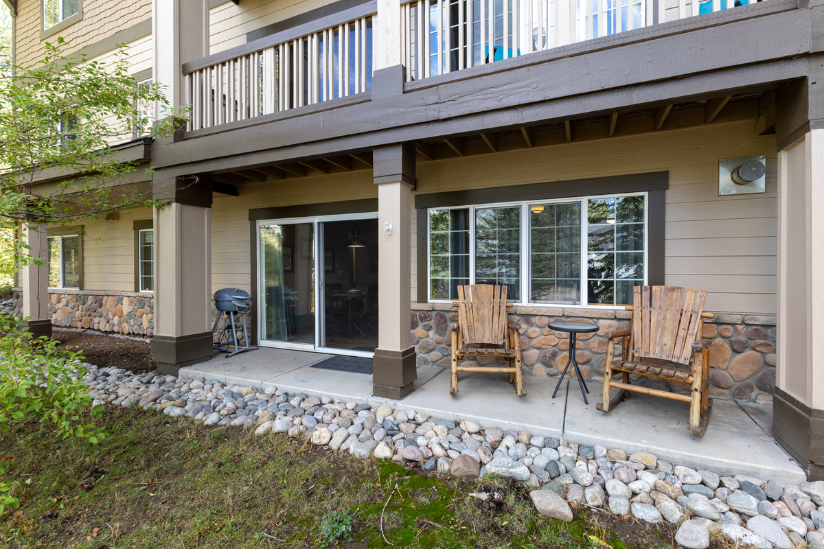 Outside Patio | Grill