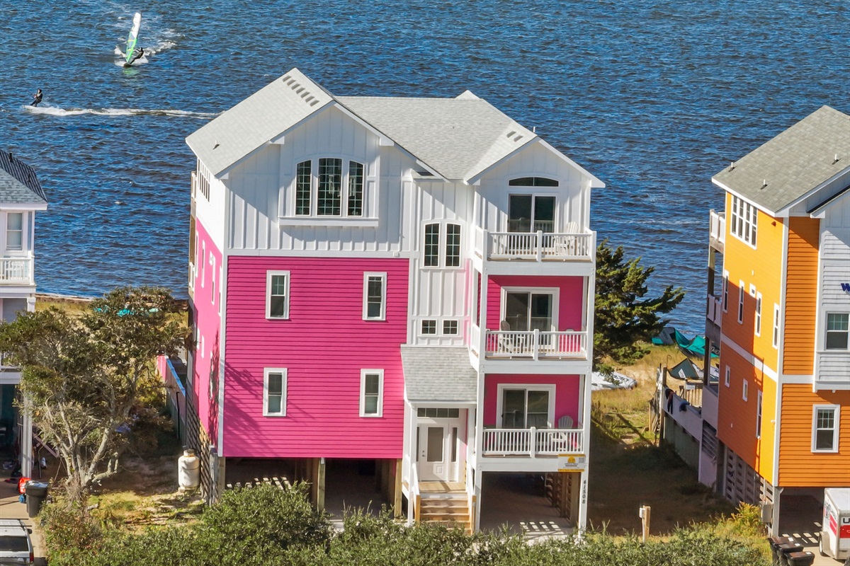 10BR Sound Front Home