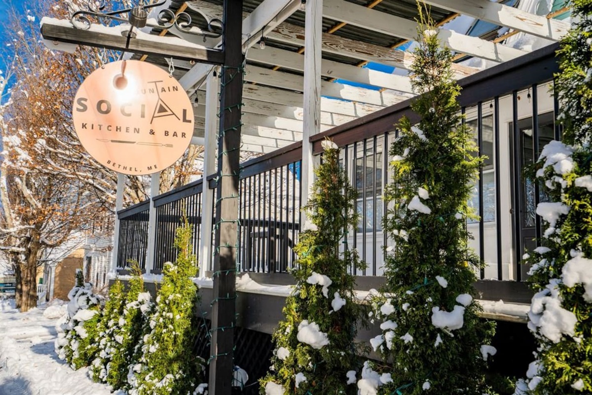 Plenty of nearby eateries for the foodie or casual brewery preference!