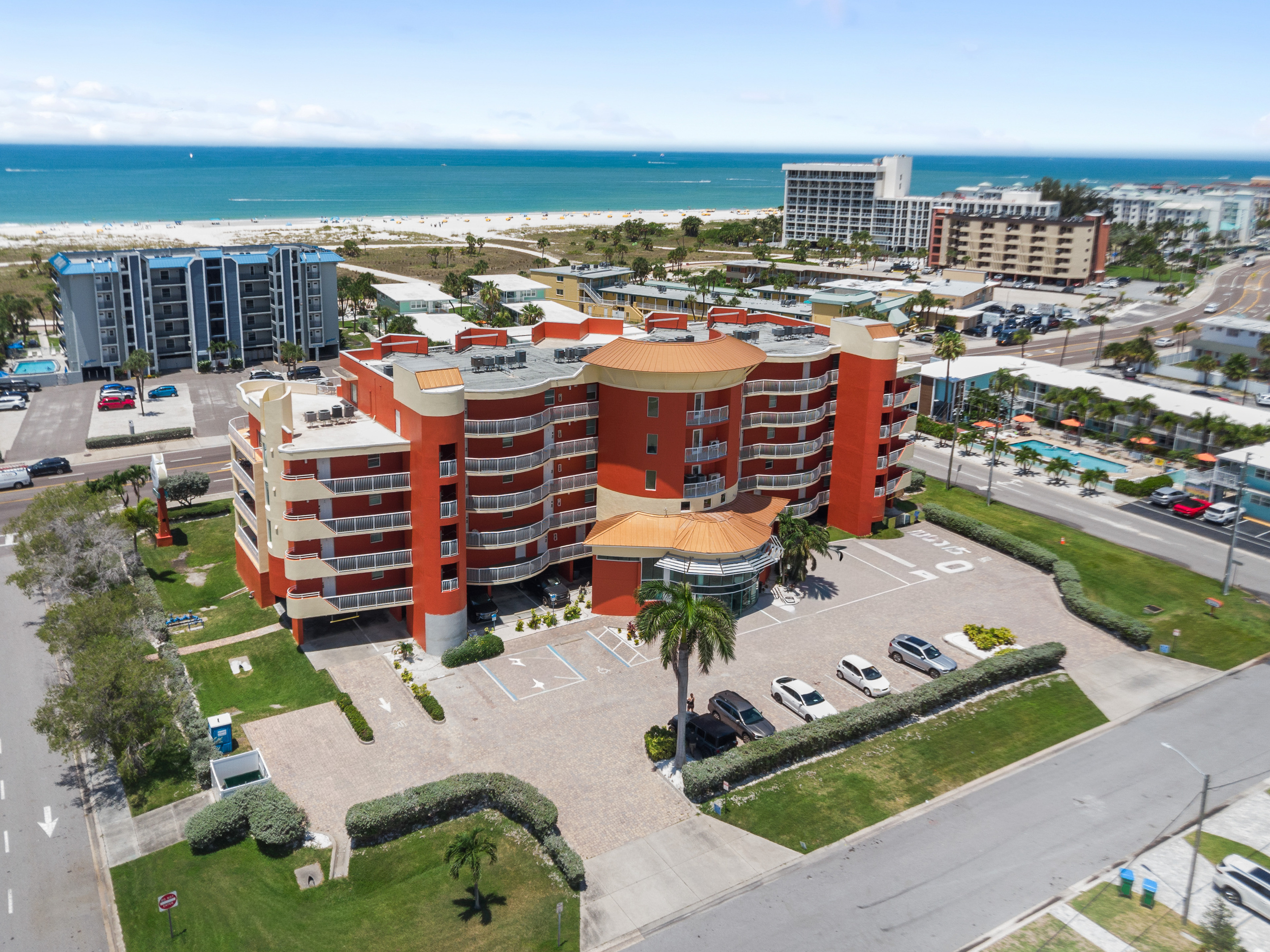 August Beach Vacation Specials – Book Today! 6