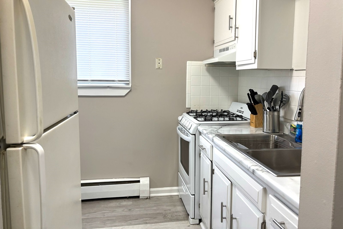 Full Kitchen