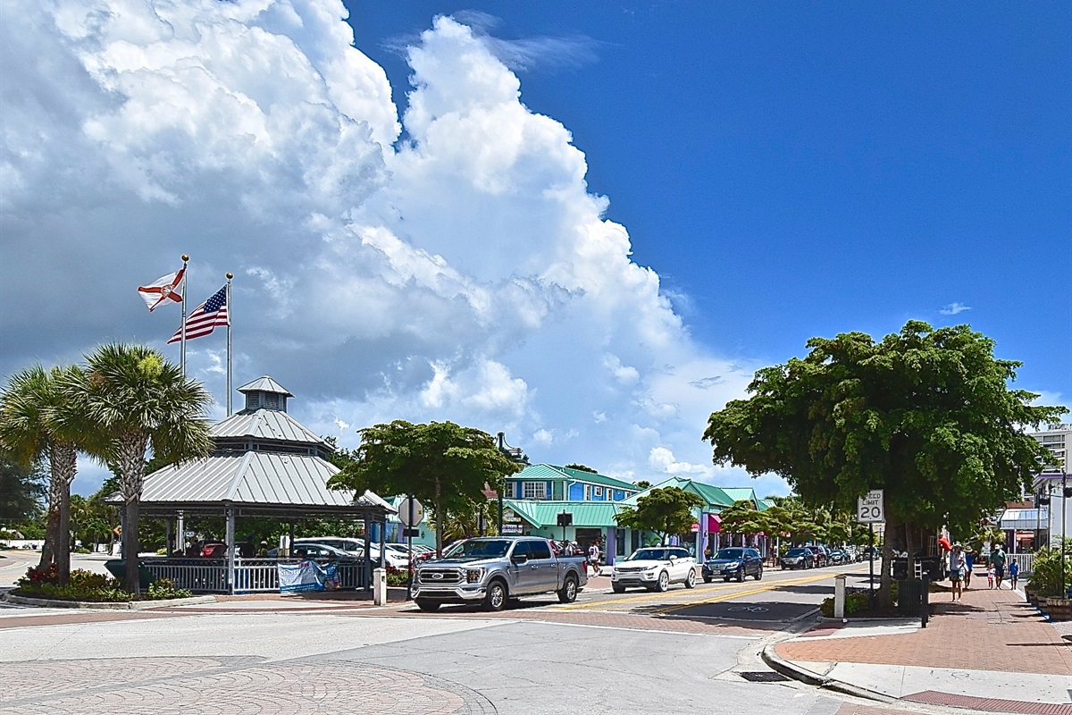 Siesta Village