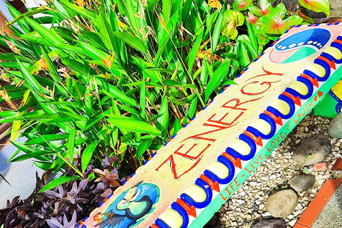 Zenergy garden bench