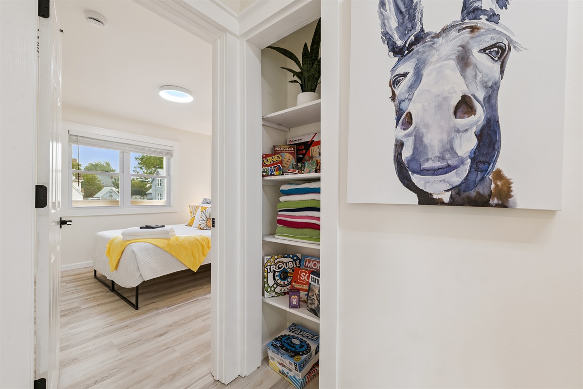 Elegant Queen Bedroom, the most comfortable mattress
