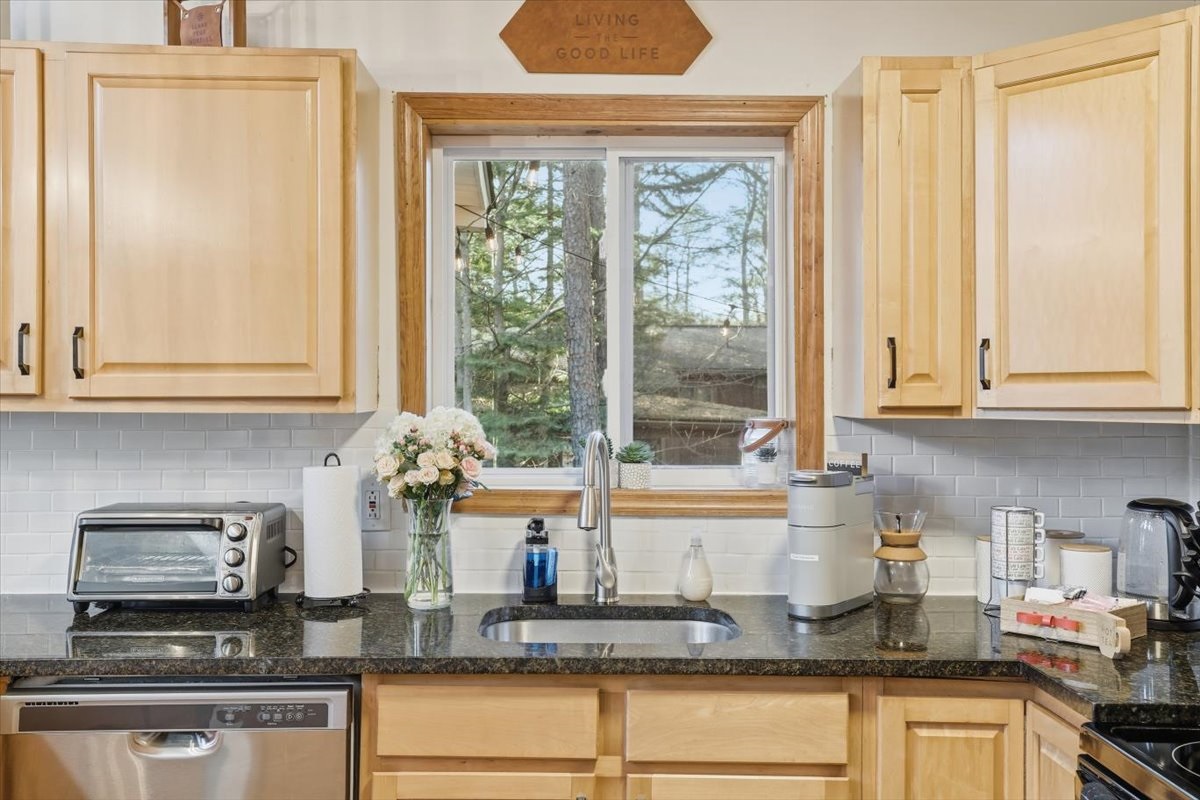 Even doing the dishes feels peaceful when you’re looking out at nature