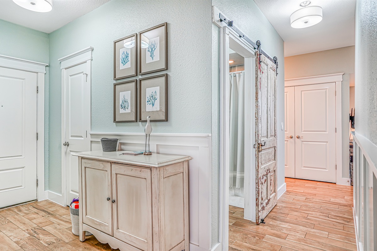 814d1b52ee8148fa8f5ce40e077c8514 Large | Beachhouse | Texas | TX | Vacation Homes | Galveston | Crystal Beach | Kokomo | Breezy Days | Beachfront Elegance | Sunrise Serenity | Southern Sands Property Management, LLC