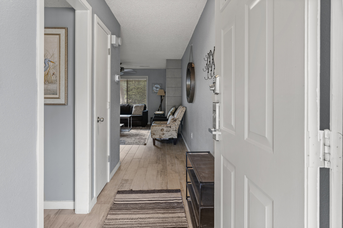 Entry way