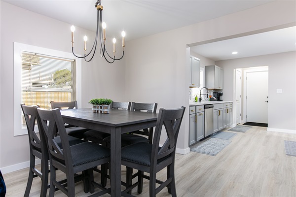Cozy 2-Bedroom Home Near Notre Dame - Perfect for Game Day Stays, photo 10
