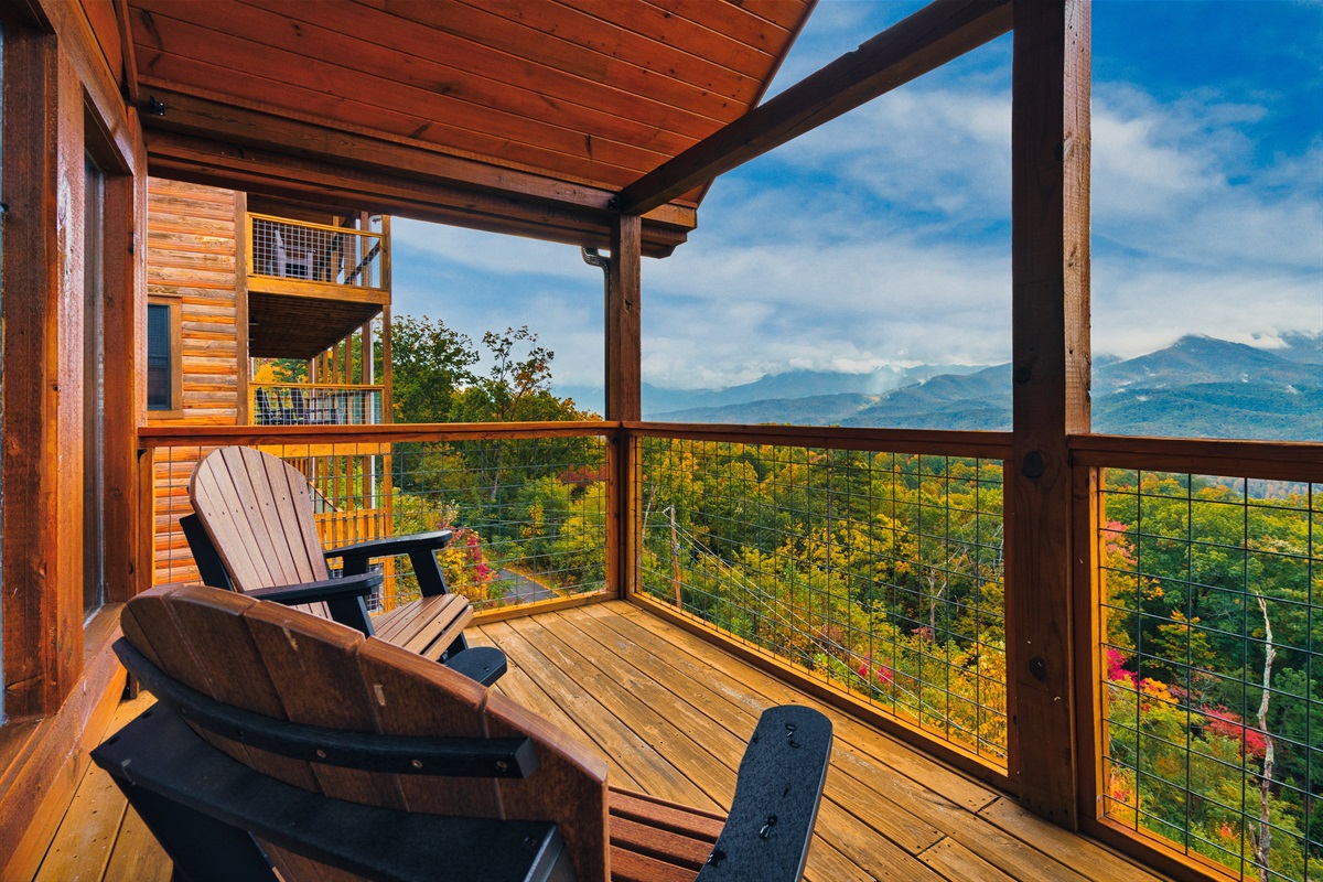 Great space for morning coffee or evening drinks